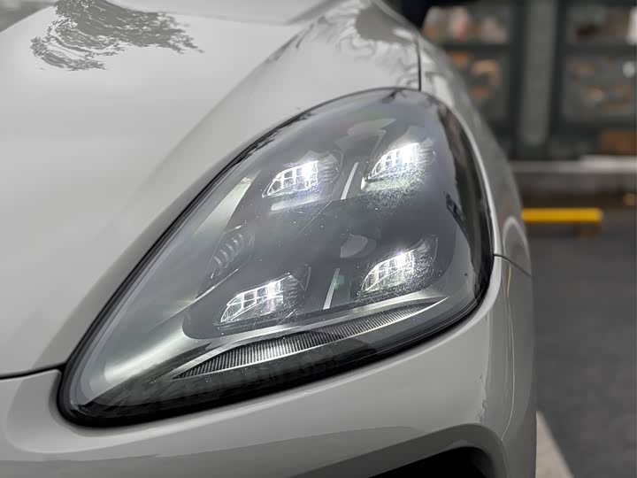 Фото 7 - Porsche Cayenne