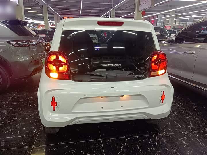 Фото 6 - Roewe Clever