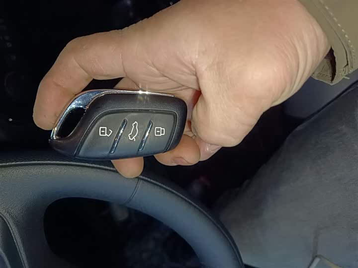 Фото 9 - Roewe Clever