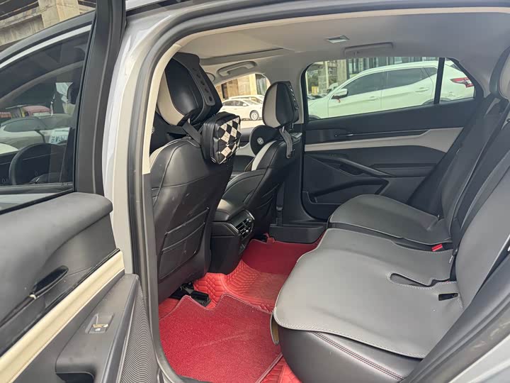 Фото 7 - Ford Mondeo