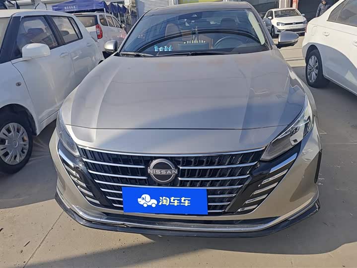 Фото 2 - Nissan Teana