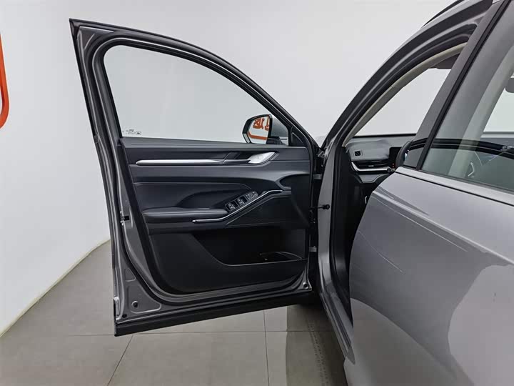 Фото 8 - Haval H6