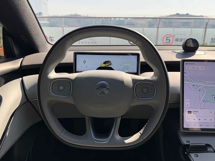 Фото 5 - Nio ET5T