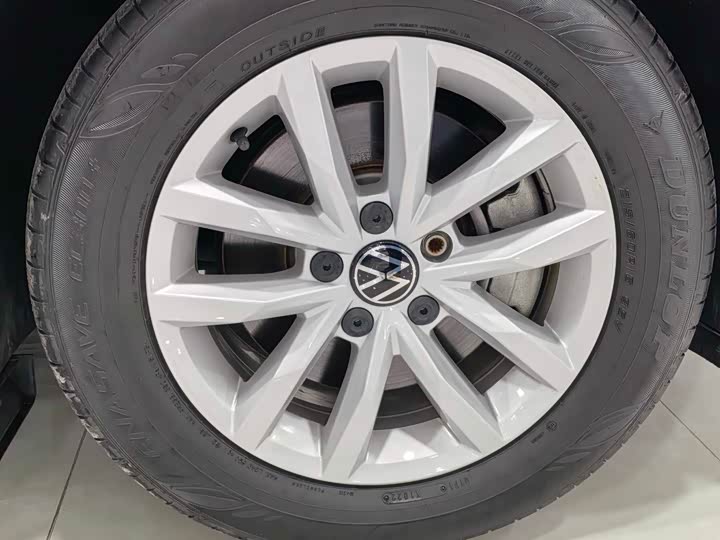 Фото 9 - Volkswagen Magotan