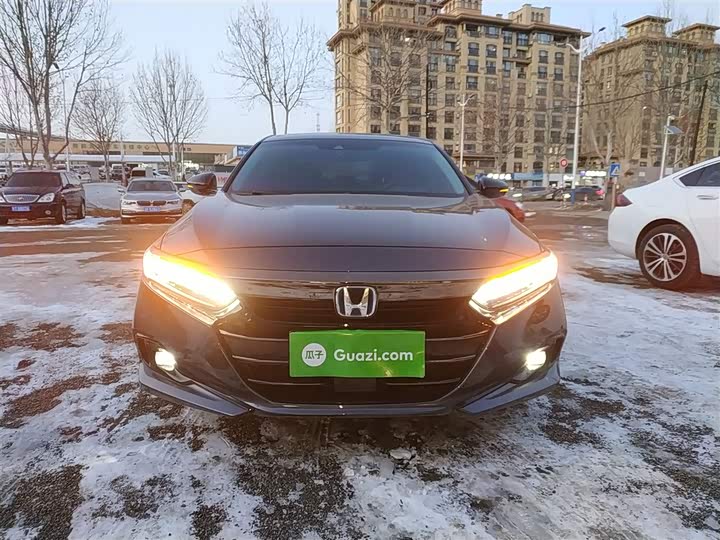 Фото 3 - Honda Accord