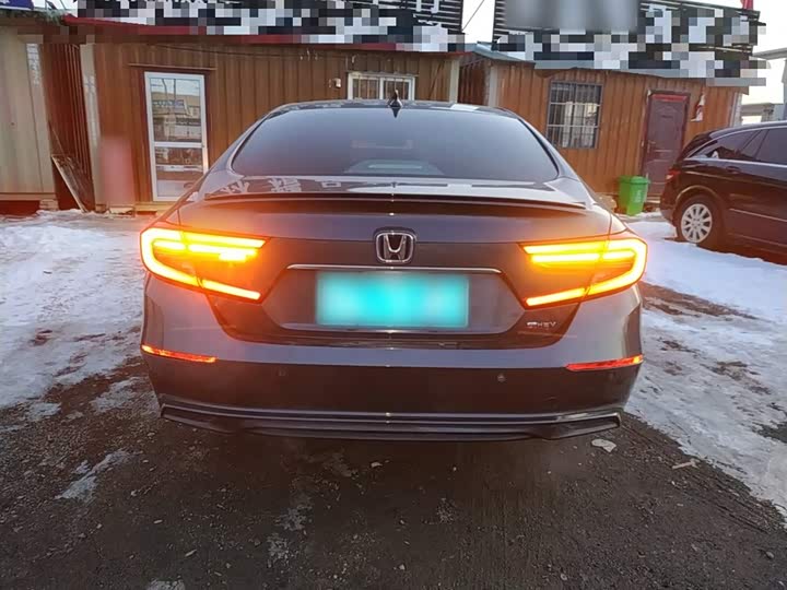 Фото 6 - Honda Accord