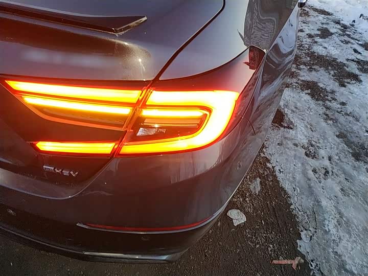 Фото 8 - Honda Accord