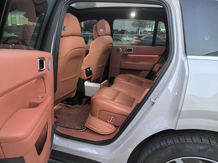 Фото 6 - LiXiang L6