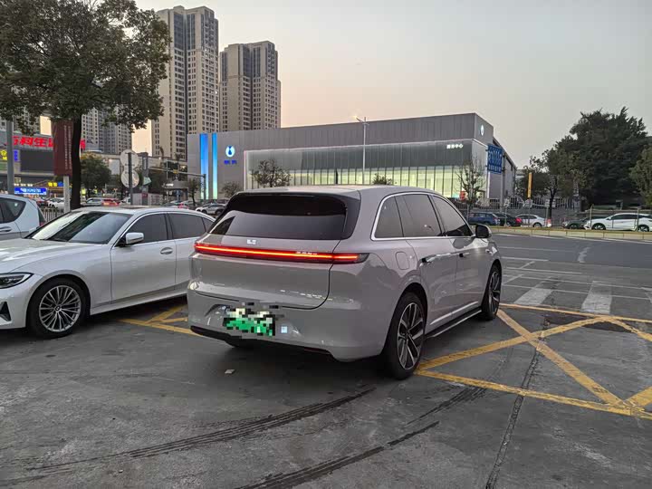 Фото 9 - LiXiang L6