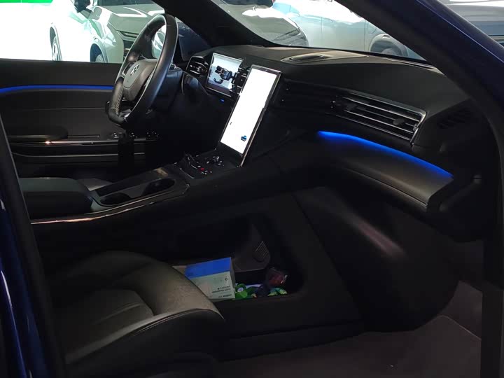 Фото 7 - Nio EC6