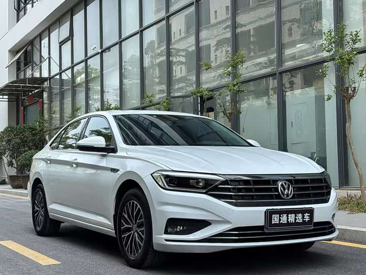 Фото 3 - Volkswagen Sagitar L