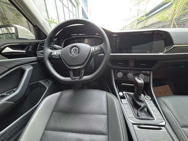 Фото 9 - Volkswagen Sagitar L