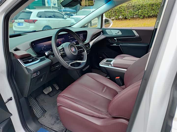 Фото 7 - Buick GL8 Century