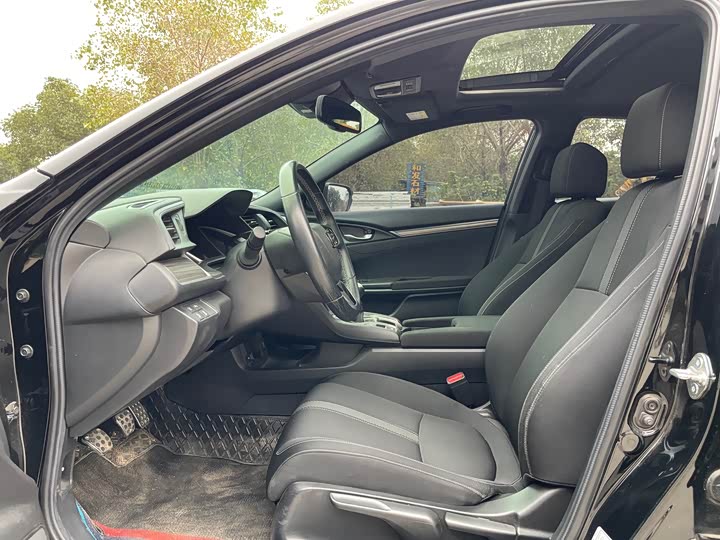 Фото 6 - Honda Civic