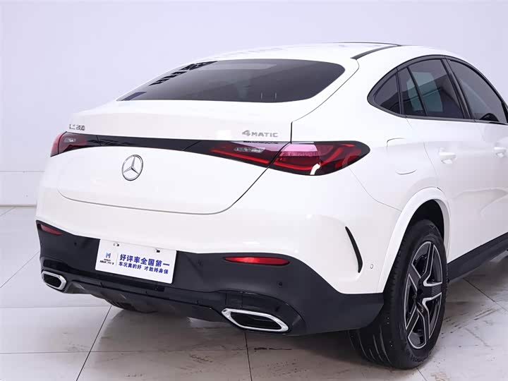 Фото 8 - Mercedes-Benz GLC-Class Coupe