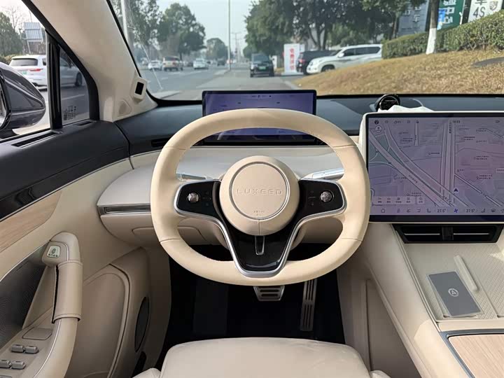 Фото 6 - Luxeed R7