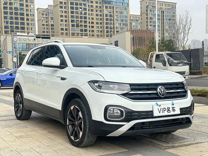 Фото 3 - Volkswagen Tacqua