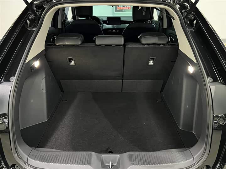 Фото 7 - Honda Vezel