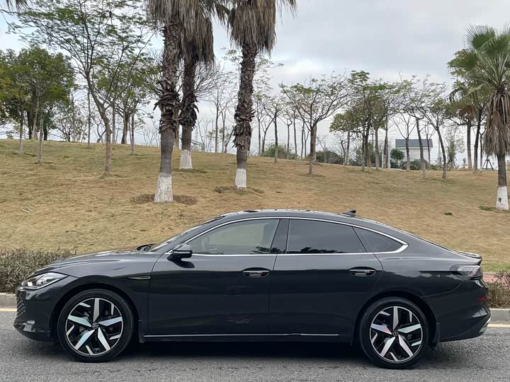 Фото 5 - Volkswagen Lamando L