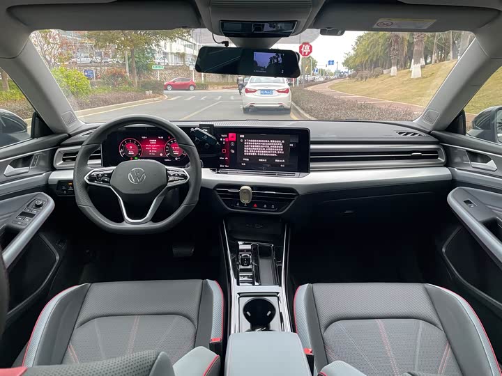 Фото 9 - Volkswagen Lamando L