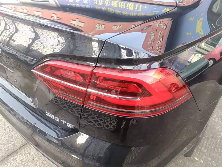 Фото 8 - Volkswagen Phideon