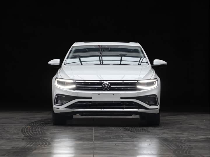 Фото 2 - Volkswagen Bora