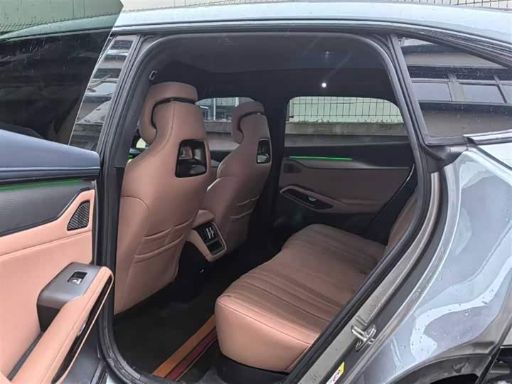 Фото 4 - BYD Song L