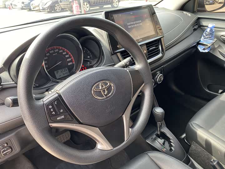 Фото 7 - Toyota Vios FS