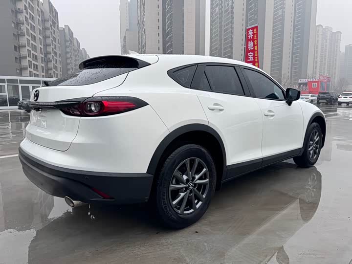 Фото 5 - Mazda CX-4