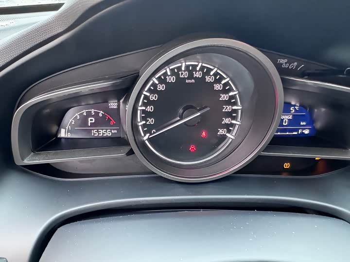 Фото 9 - Mazda CX-4