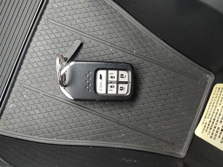 Фото 9 - Honda Odyssey