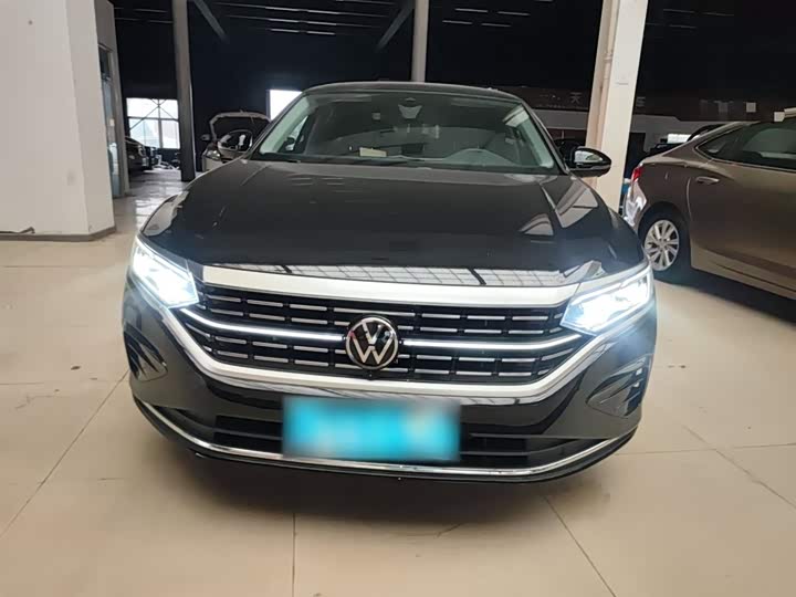 Фото 3 - Volkswagen Passat