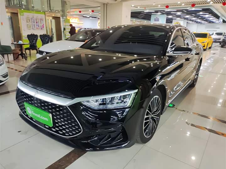 Фото 2 - BYD Han