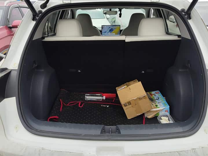 Фото 4 - Geely Galaxy Geome