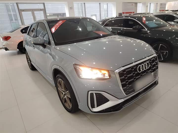 Фото 4 - Audi Q2L
