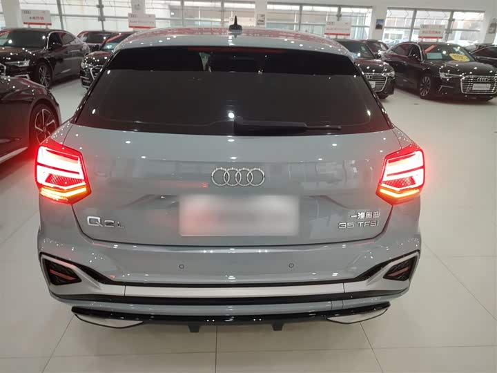 Фото 6 - Audi Q2L