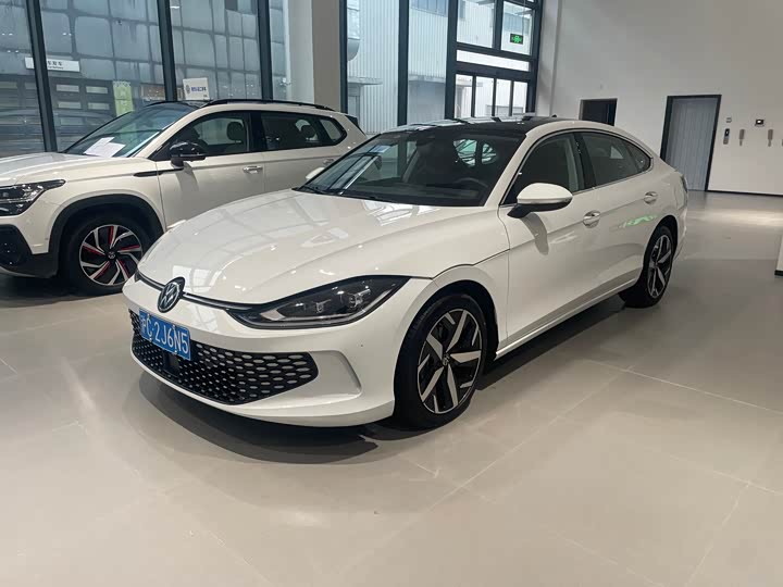 Фото 1 - Volkswagen Lamando L