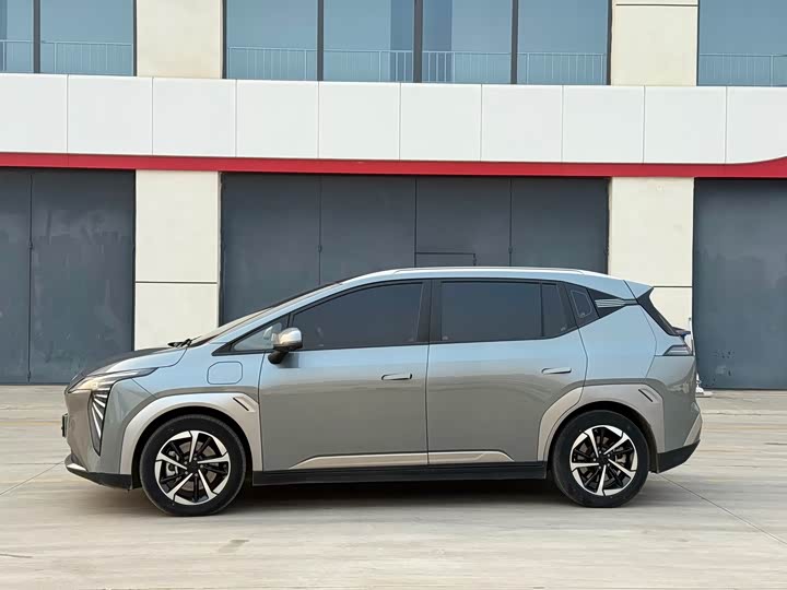 Фото 4 - GAC Aion Y