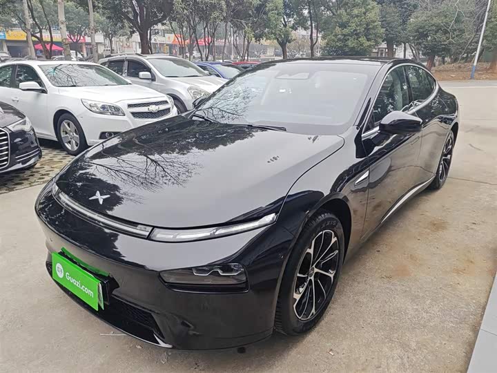 Фото 2 - XPeng P7