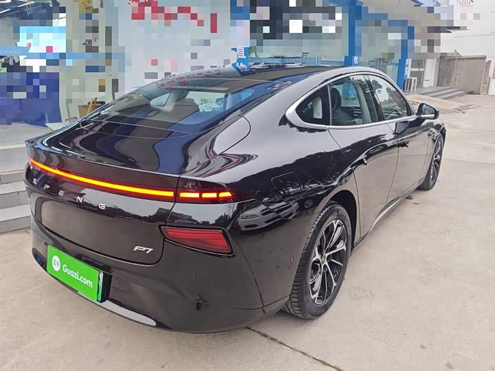 Фото 7 - XPeng P7