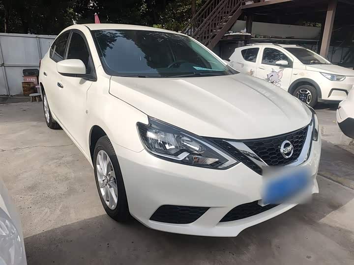 Фото 4 - Nissan Sylphy