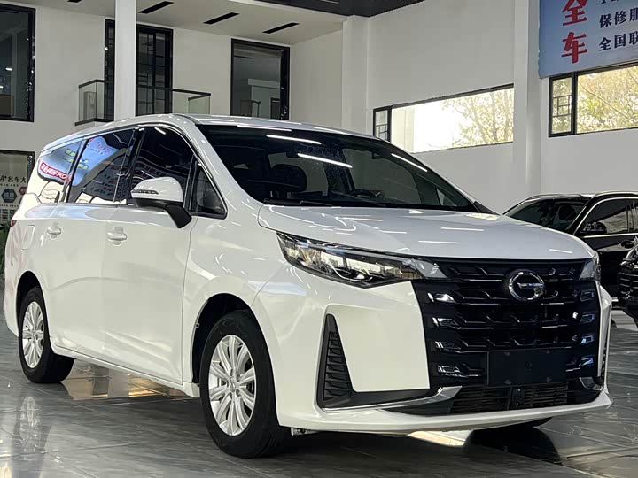 Фото 2 - GAC Trumpchi M6