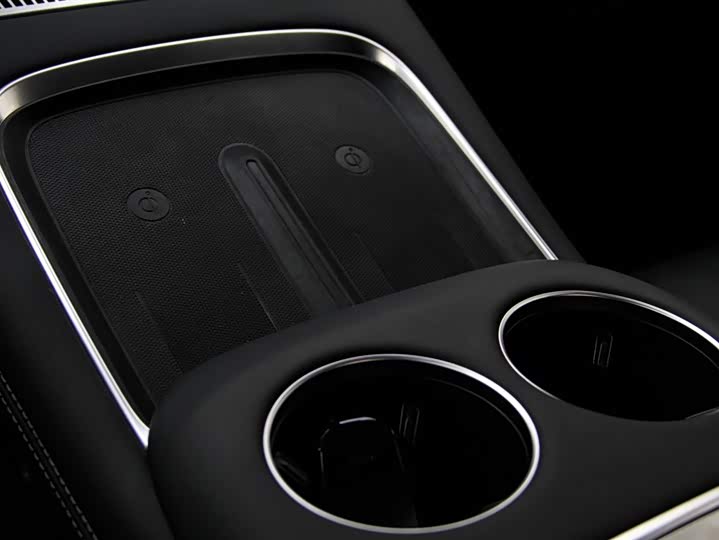 Фото 7 - XPeng X9