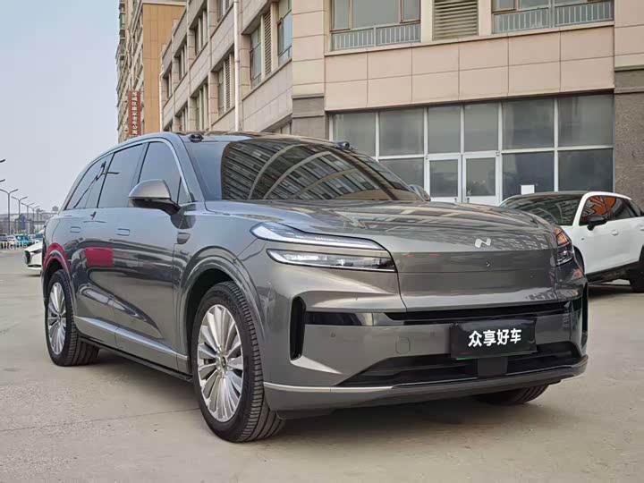 Фото 3 - Nio Onvo L90