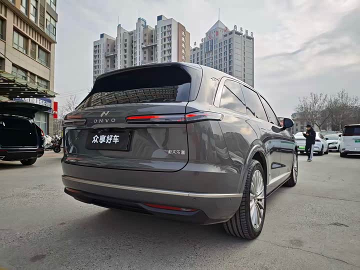 Фото 9 - Nio Onvo L90