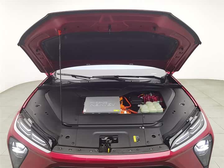 Фото 6 - Nio EC6