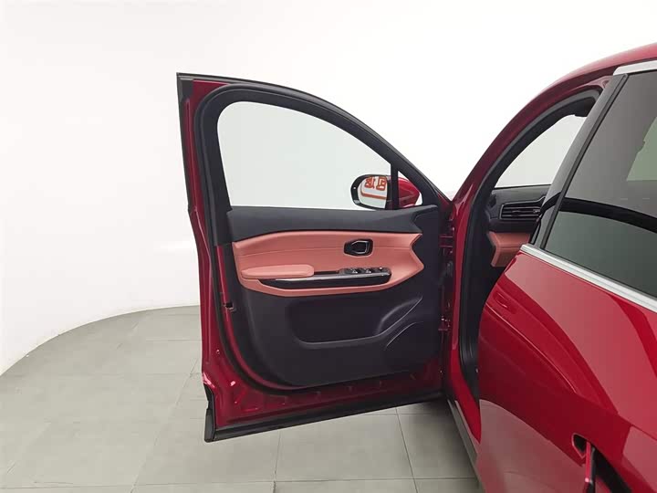 Фото 8 - Nio EC6