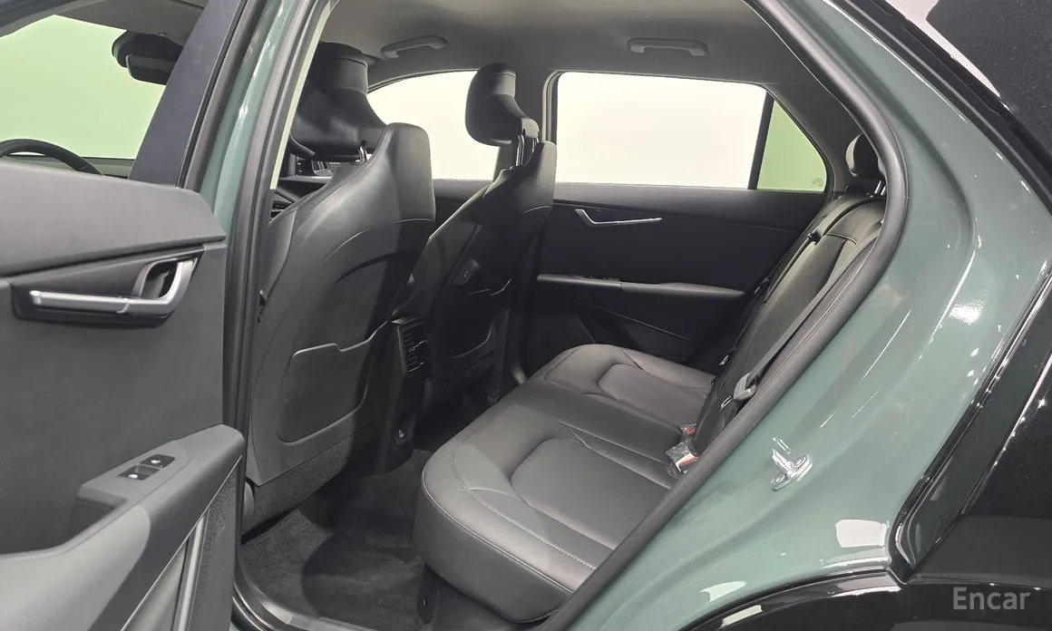 Фото 12 - Kia Niro