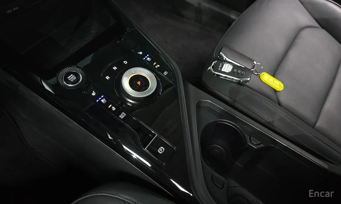 Фото 9 - Kia Niro