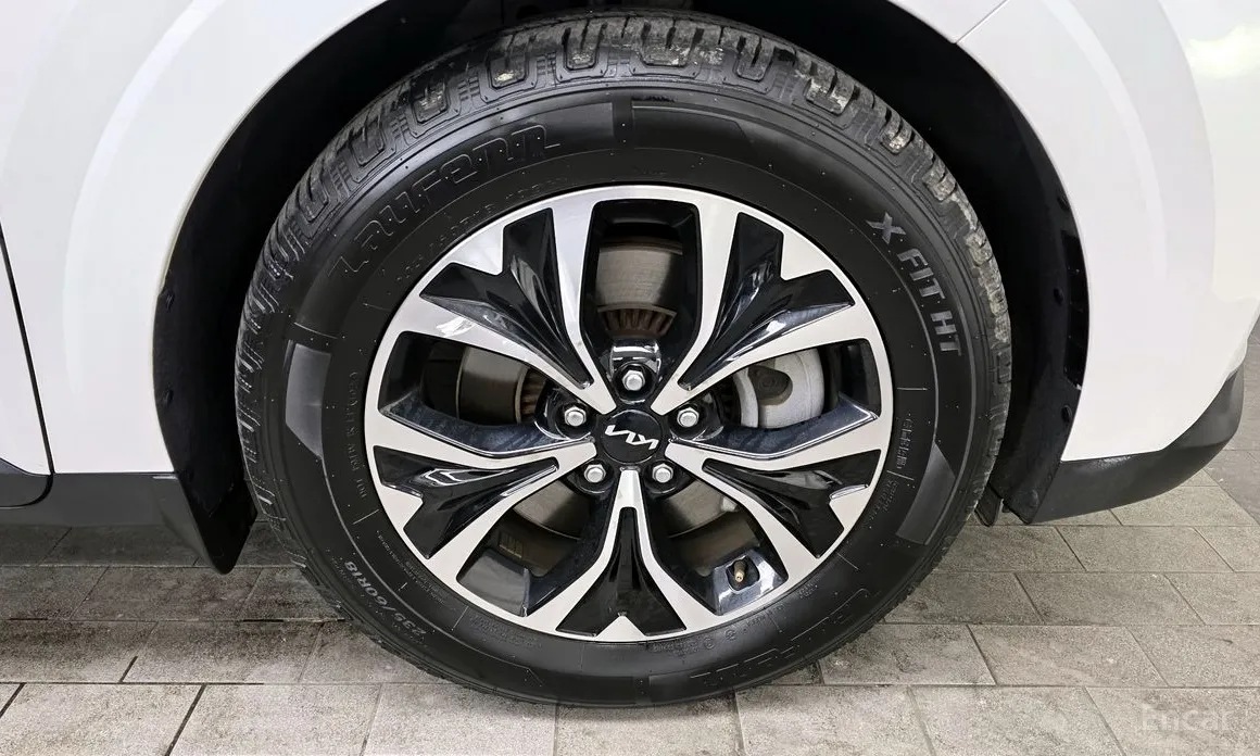 Фото 5 - Kia Carnival